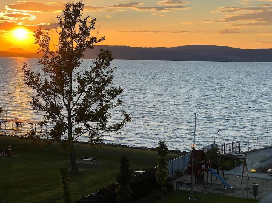 Apartman Lela Lakeside A Vizek Szerelmeseinek Balatonlelle